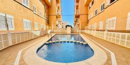 Resale - Apartment - La Mata - STS-5191 CALLE EMPERADORES