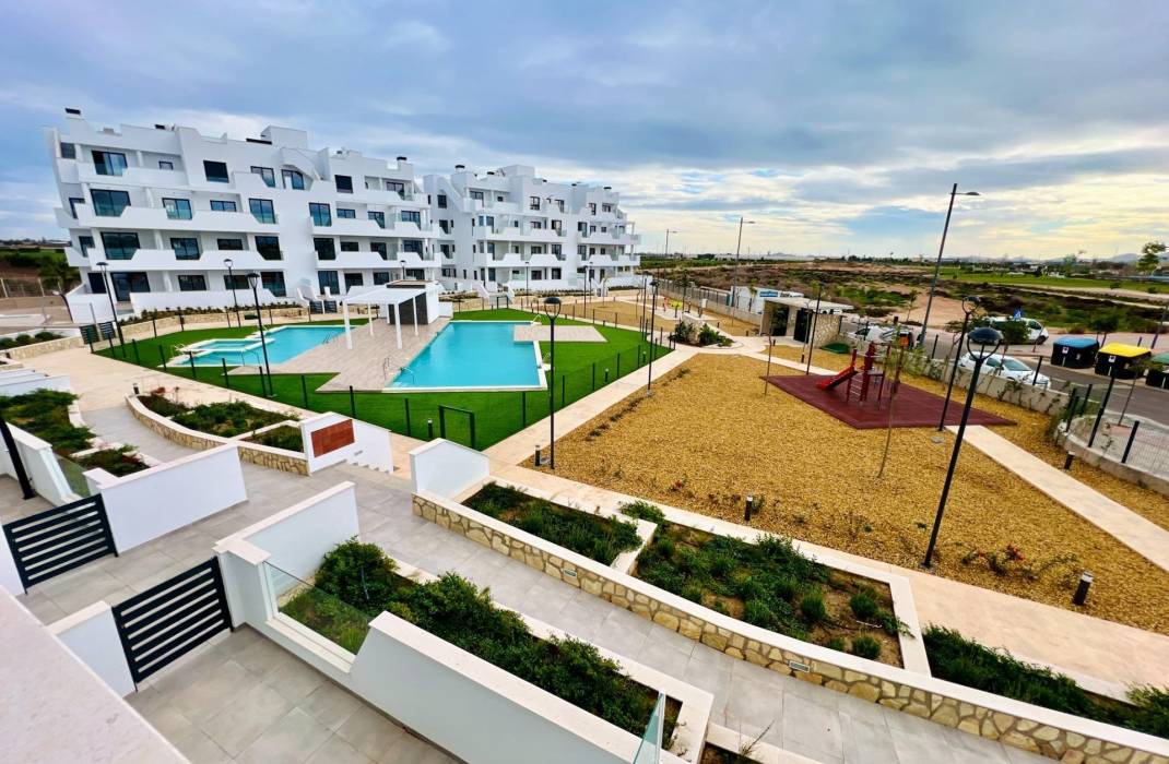 Resale - Apartment - Los Alcázares - Dolores de Pacheco-Santa Rosalía