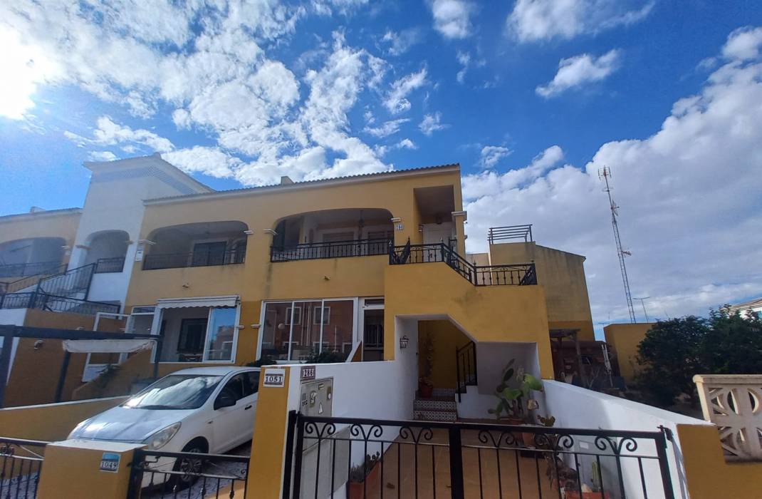 Resale - Apartment - Los Montesinos - La Herrada