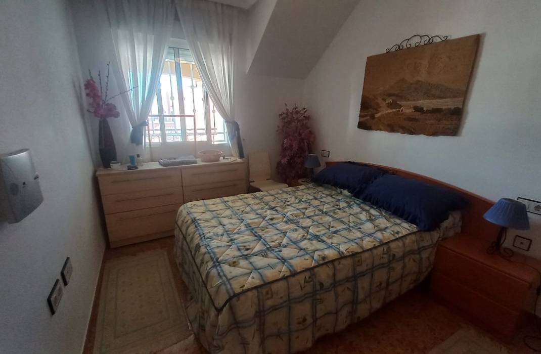 Resale - Apartment - Los Montesinos - La Herrada