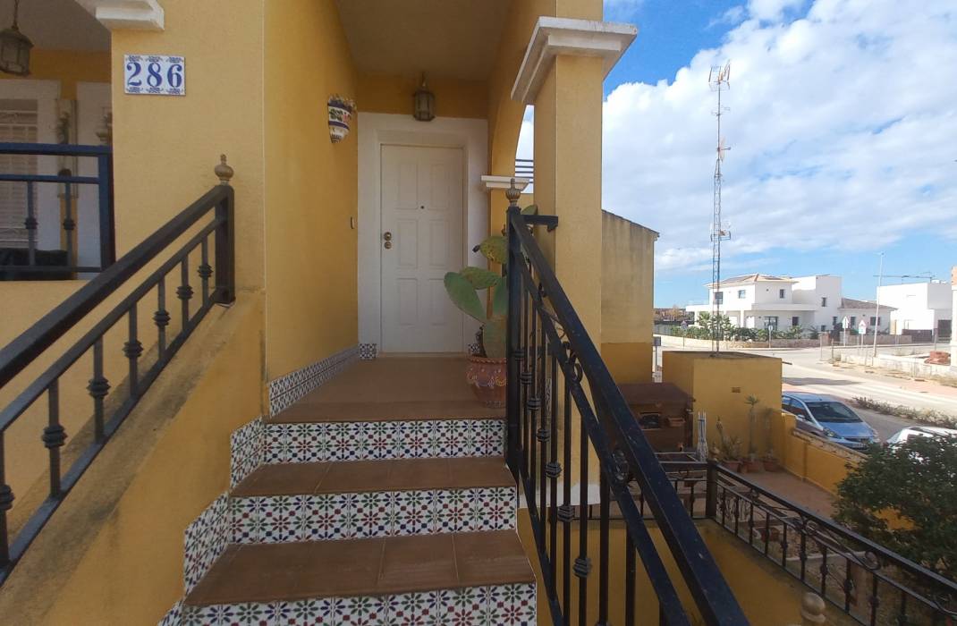 Resale - Apartment - Los Montesinos - La Herrada