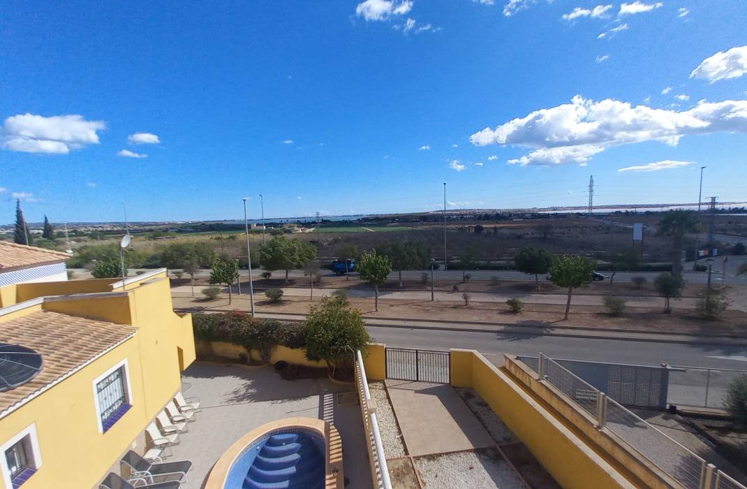 Resale - Apartment - Los Montesinos - La Herrada