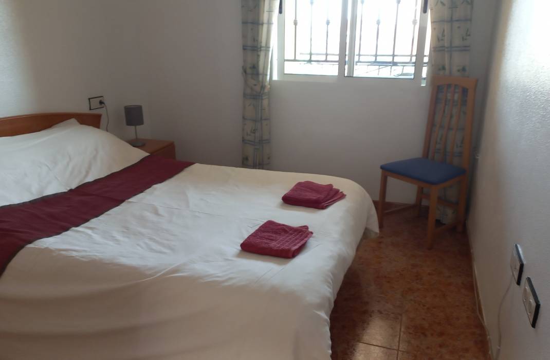 Resale - Apartment - Los Montesinos - La Herrada