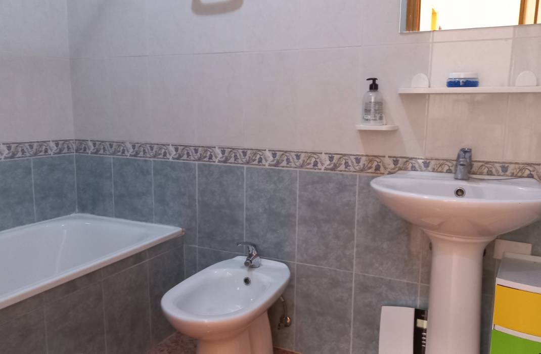 Resale - Apartment - Los Montesinos - La Herrada
