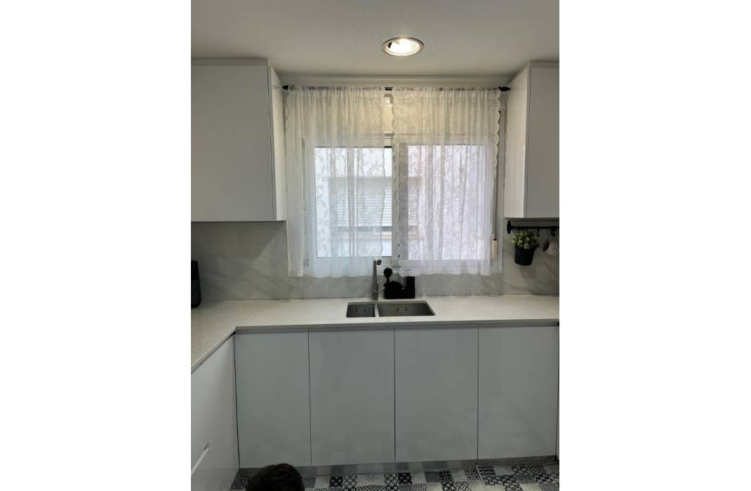 Resale - Apartment - Los Montesinos