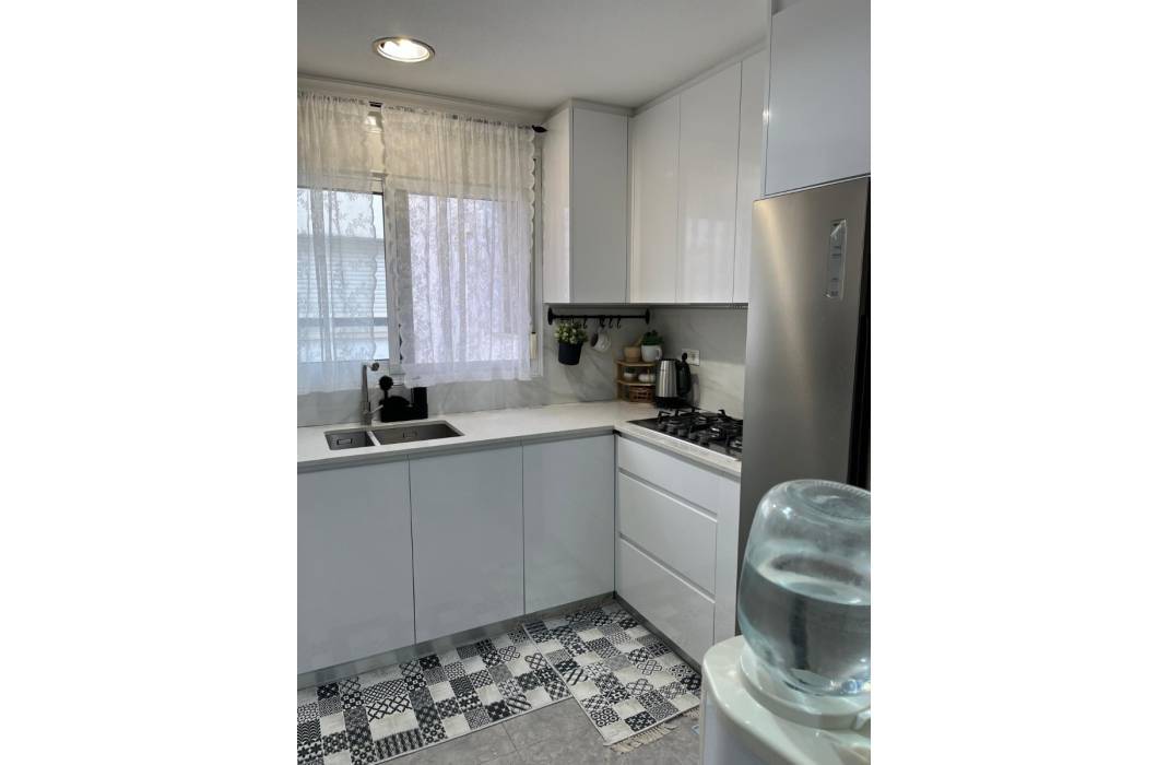 Resale - Apartment - Los Montesinos