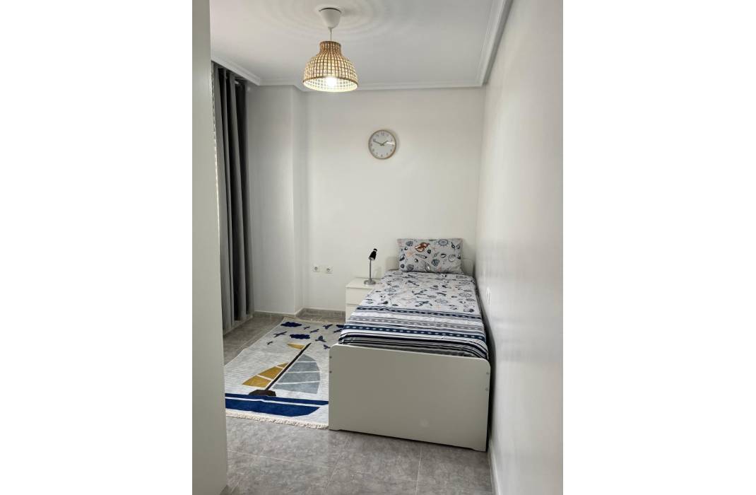 Resale - Apartment - Los Montesinos