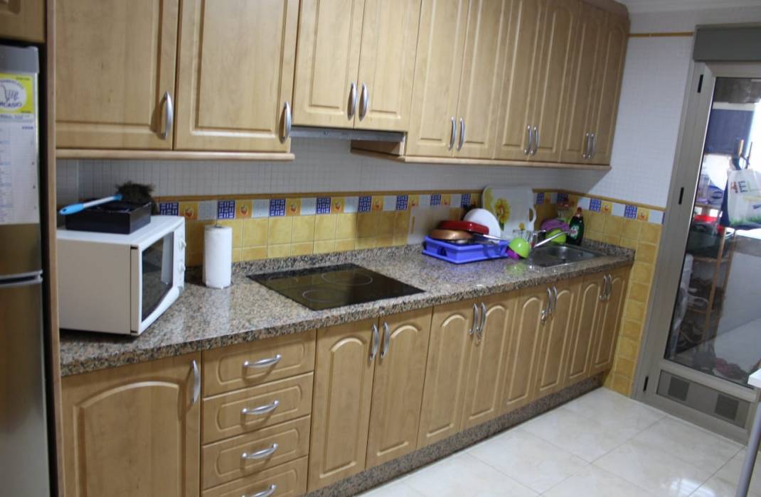 Resale - Apartment - Los Montesinos