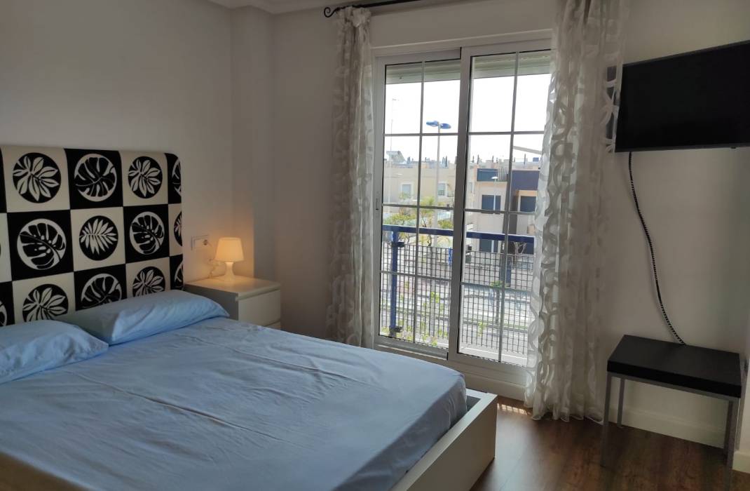 Resale - Apartment - Mil Palmeras