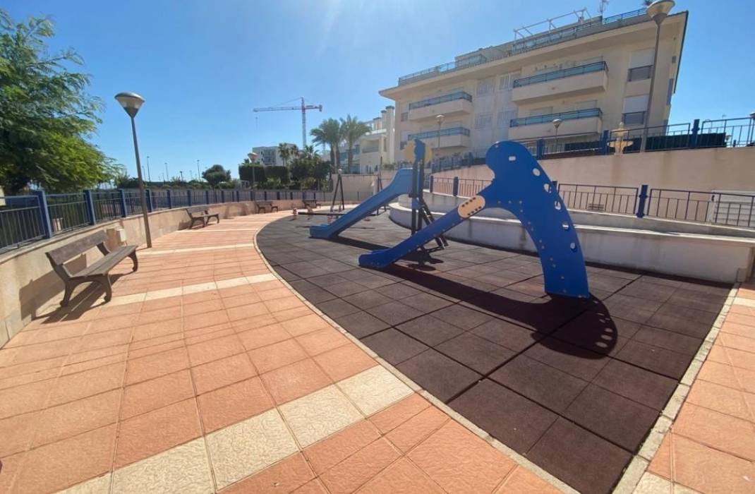 Resale - Apartment - Mil Palmeras