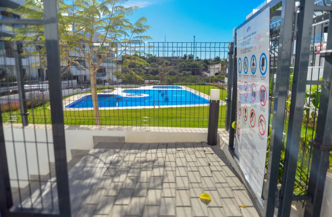 Resale - Apartment - Orihuela Costa - 0