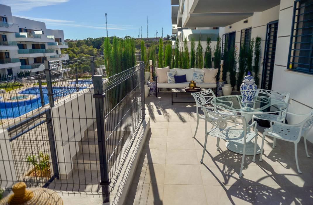 Resale - Apartment - Orihuela Costa - 0