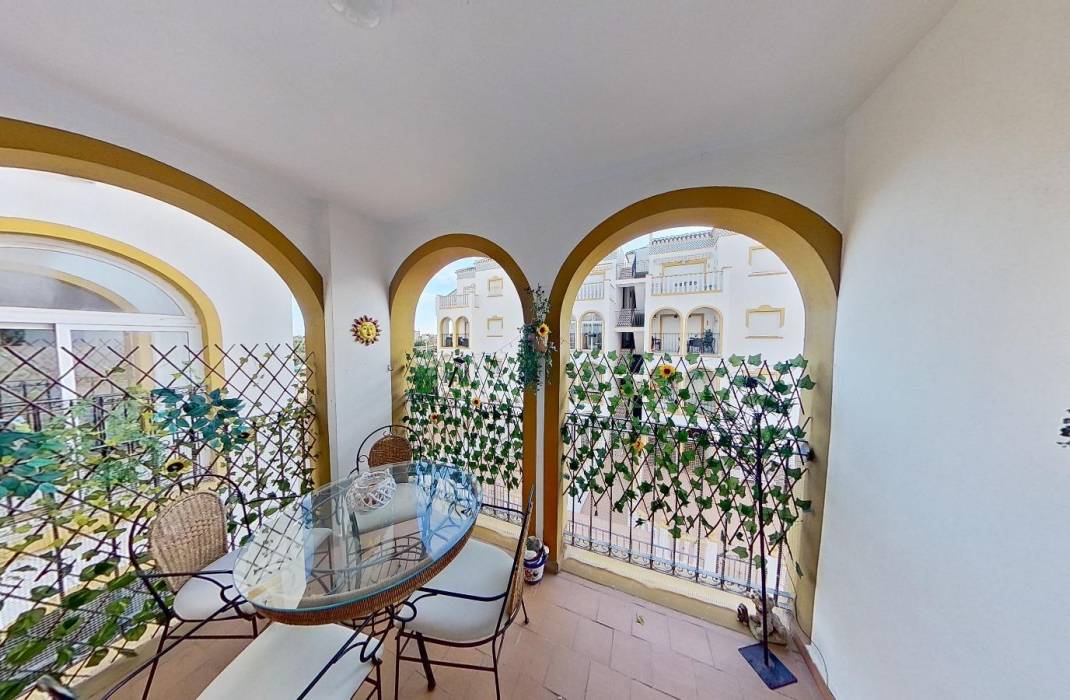 Resale - Apartment - Orihuela Costa - La Zenia