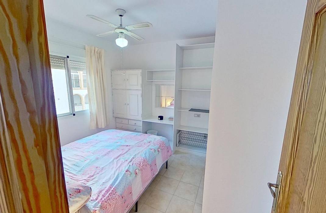 Resale - Apartment - Orihuela Costa - La Zenia