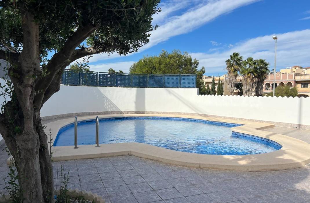 Resale - Apartment - Orihuela Costa - Las Filipinas