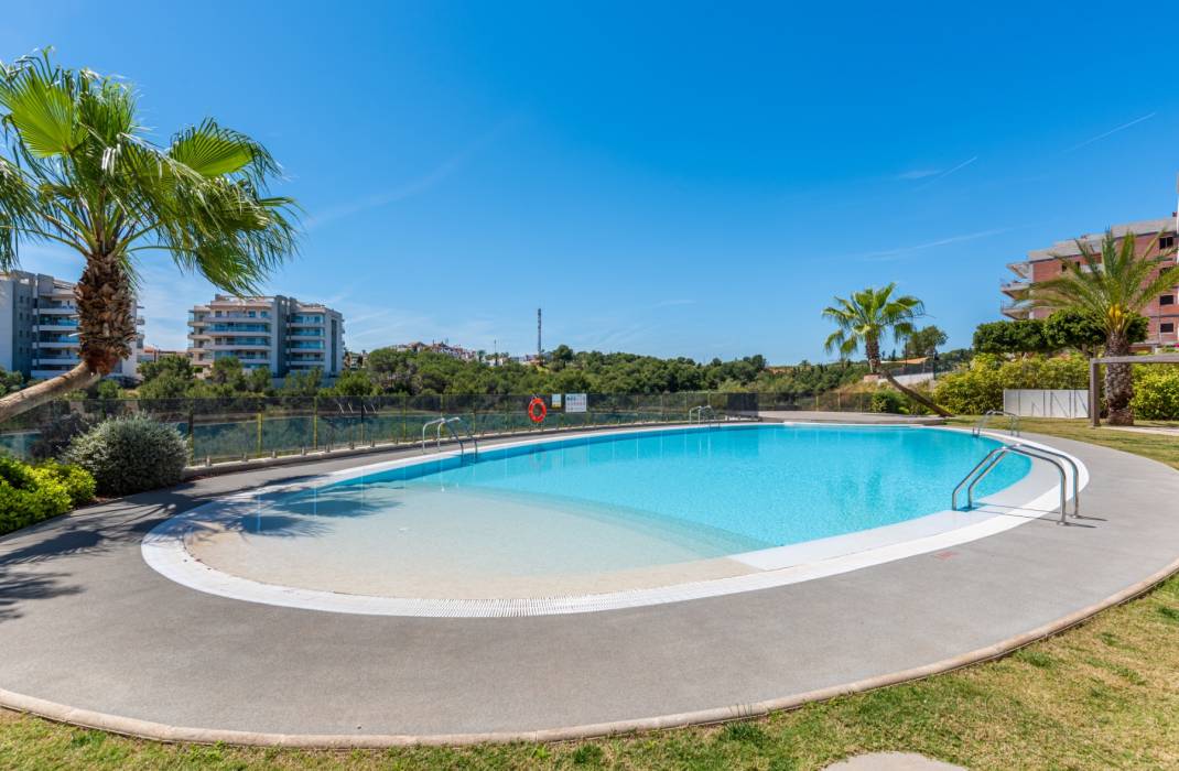 Resale - Apartment - Orihuela Costa - Los Dolses