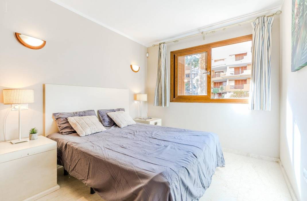 Resale - Apartment - Orihuela Costa - Punta Prima