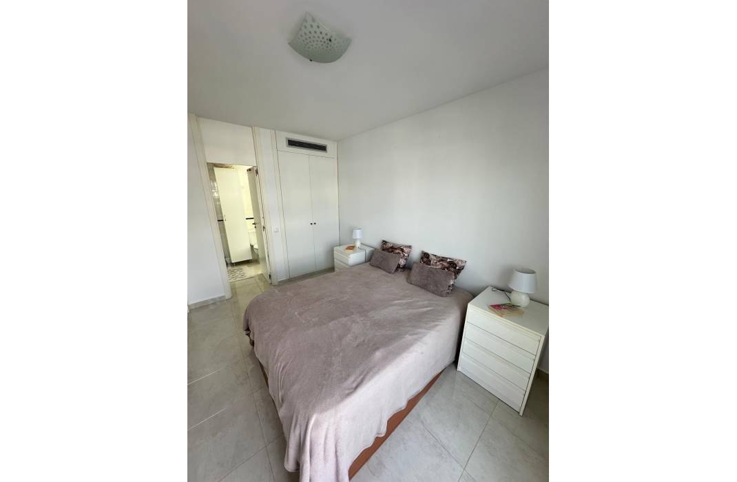 Resale - Apartment - Orihuela Costa - Punta Prima