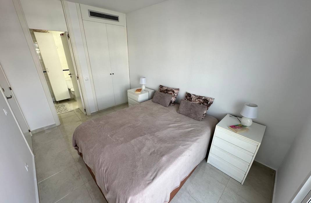 Resale - Apartment - Orihuela Costa - Punta Prima