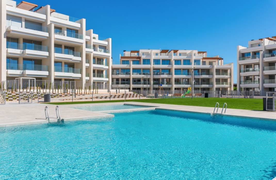 Resale - Apartment - Orihuela Costa - Villamartn