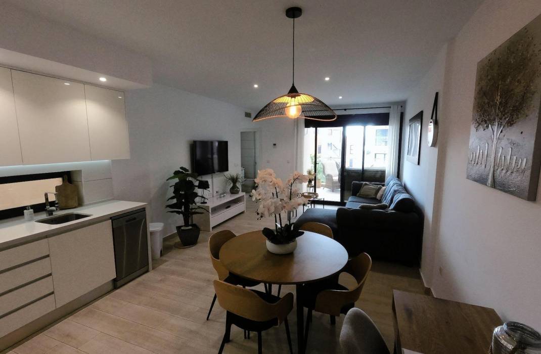 Resale - Apartment - Orihuela Costa - Villamartin