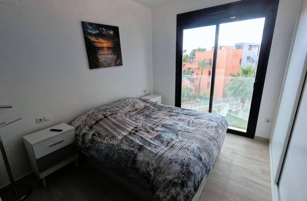 Resale - Apartment - Orihuela Costa - Villamartin