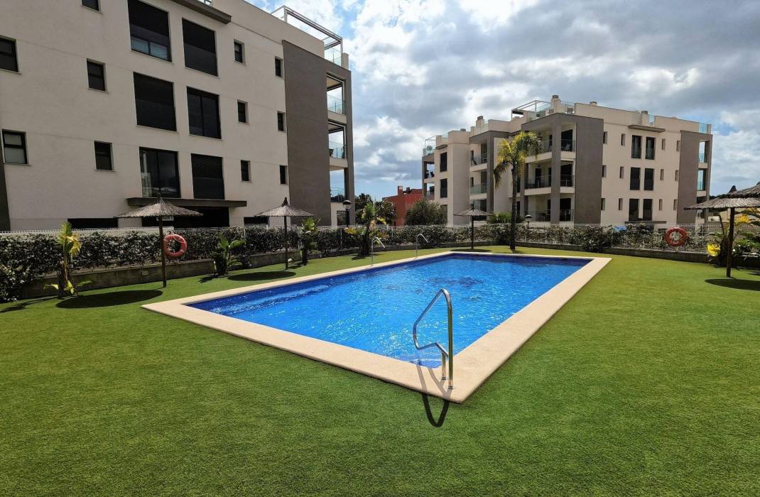 Resale - Apartment - Orihuela Costa - Villamartin