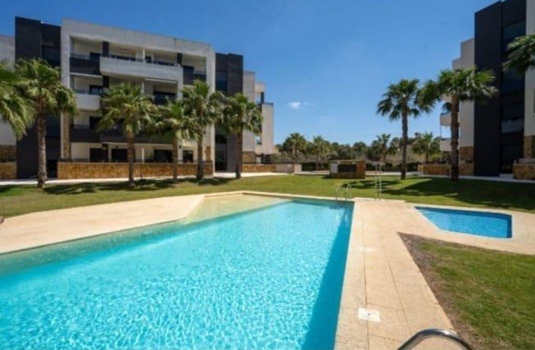 Resale - Apartment - Orihuela Costa - Villamartin