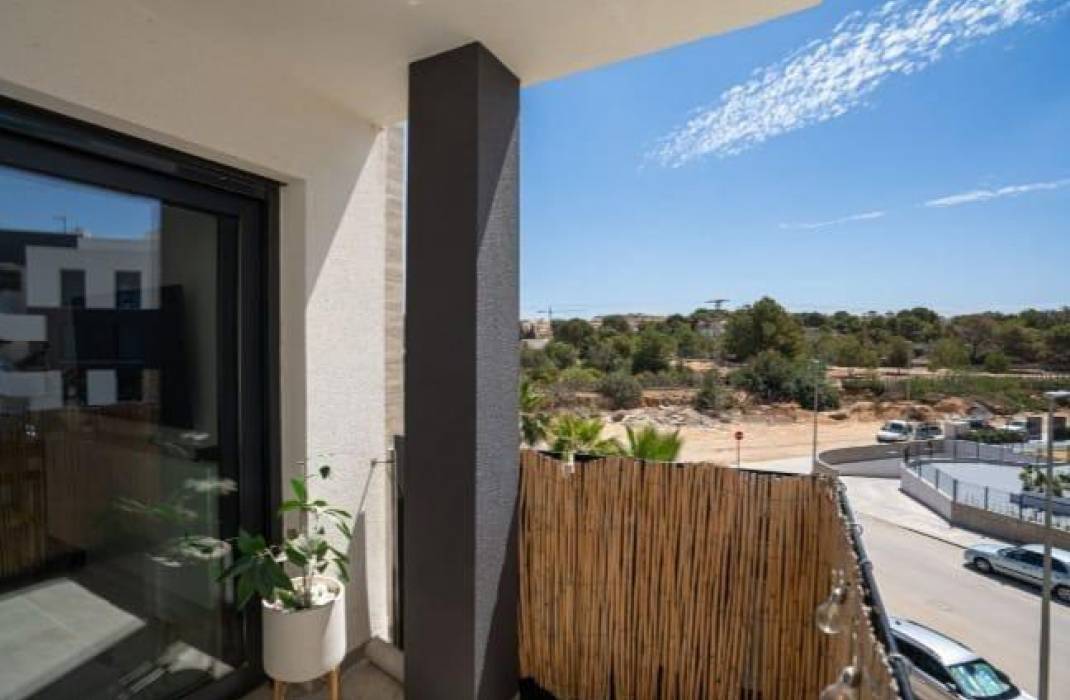 Resale - Apartment - Orihuela Costa - Villamartin