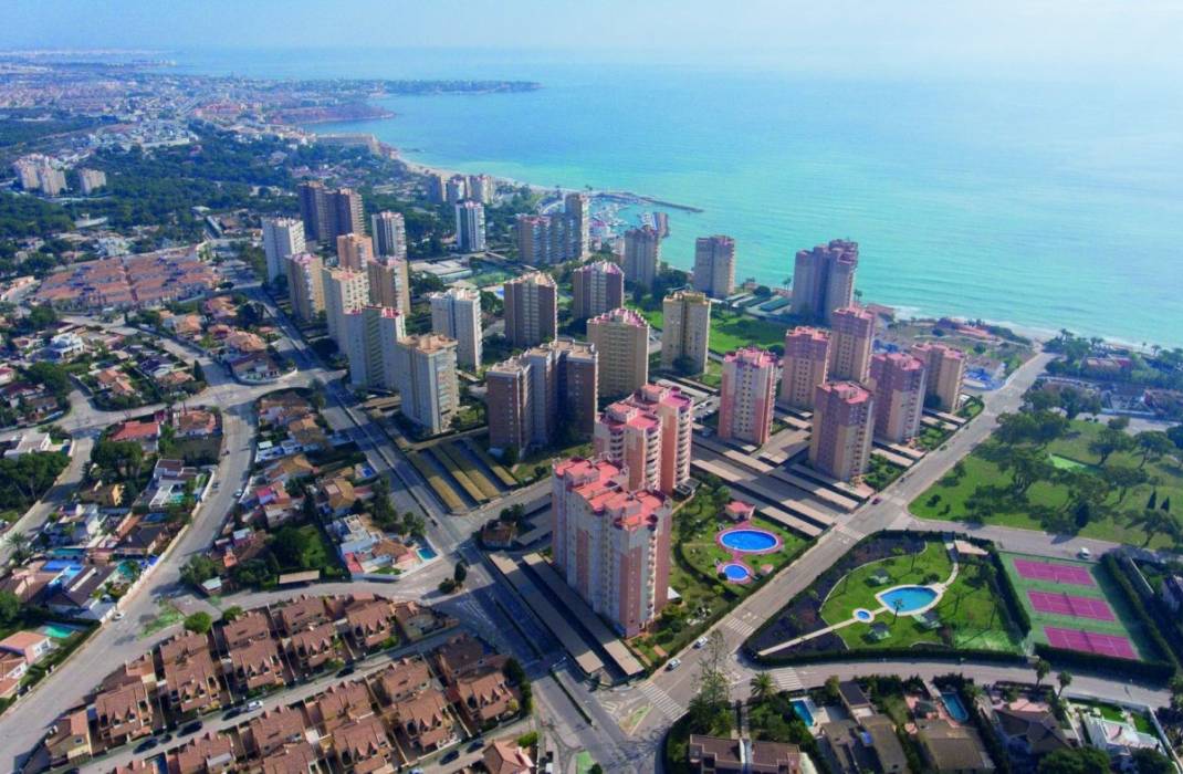Resale - Apartment - Orihuela Costa