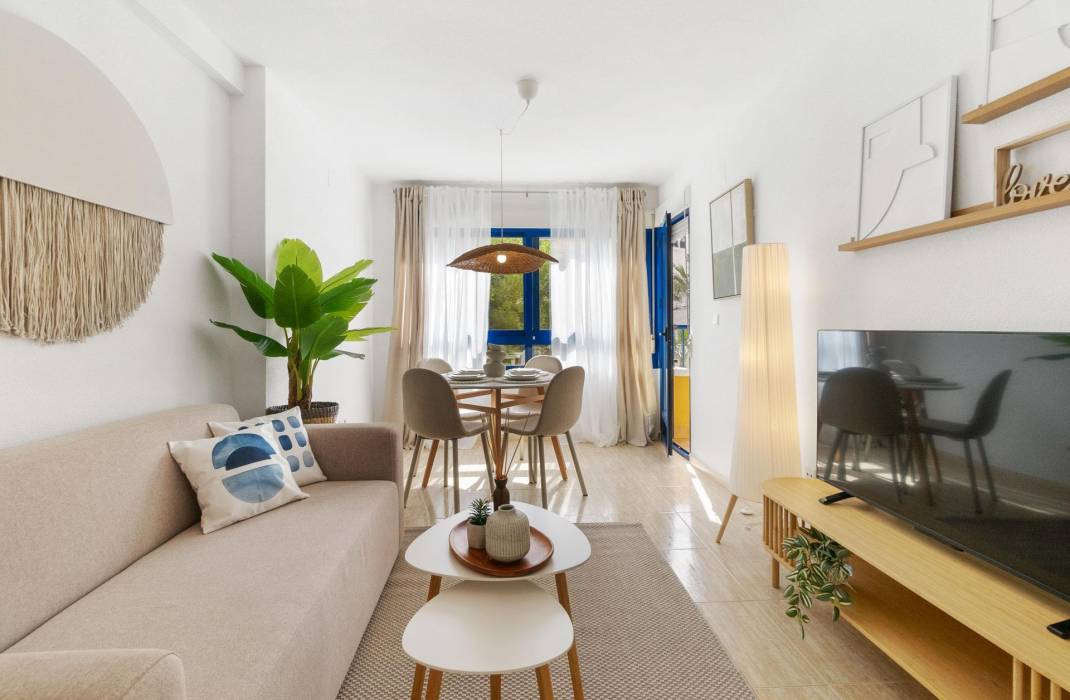 Resale - Apartment - Orihuela Costa
