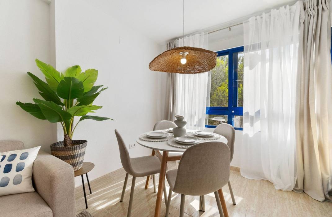 Resale - Apartment - Orihuela Costa