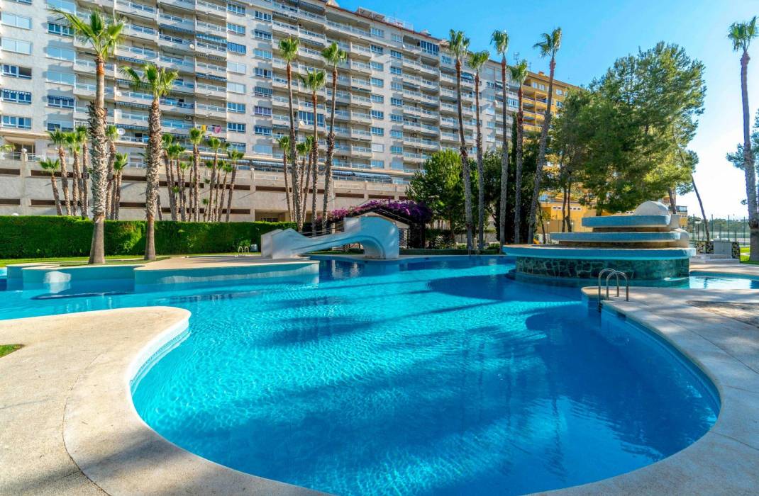Resale - Apartment - Orihuela Costa