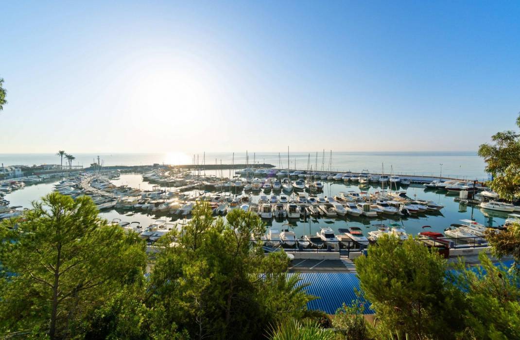 Resale - Apartment - Orihuela Costa