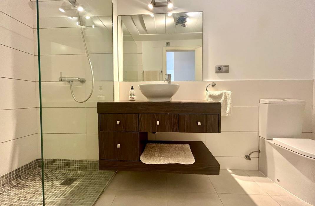 Resale - Apartment - Orihuela Costa