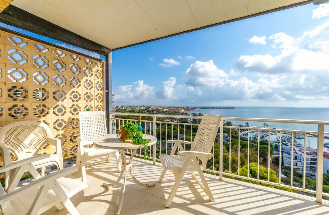 Resale - Apartment - Orihuela Costa