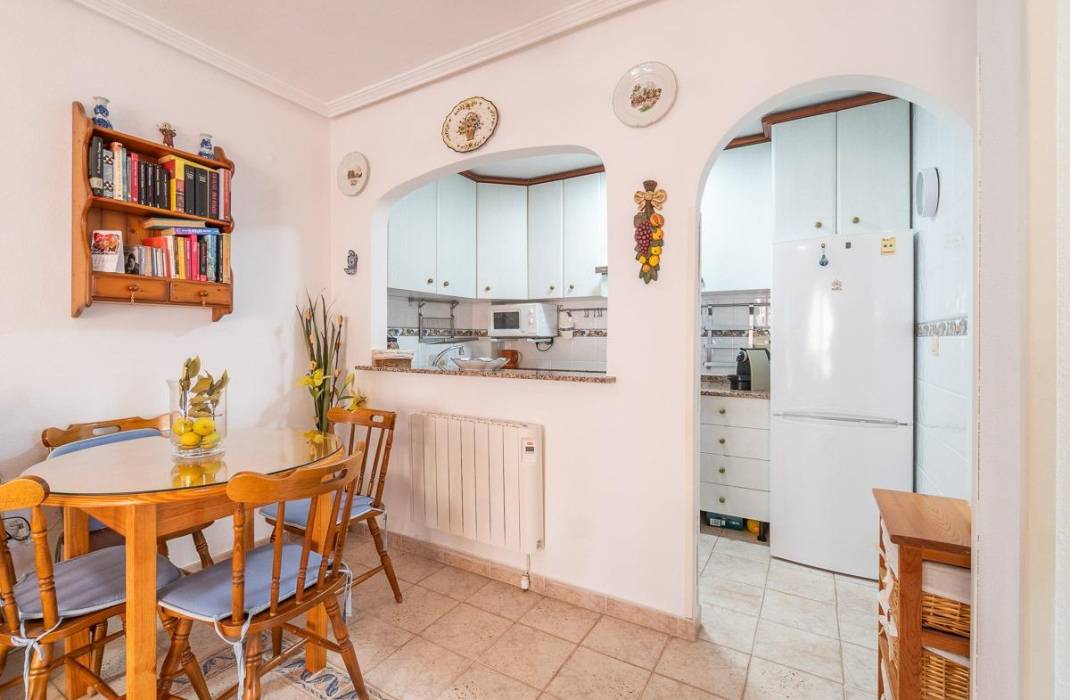 Resale - Apartment - Orihuela Costa