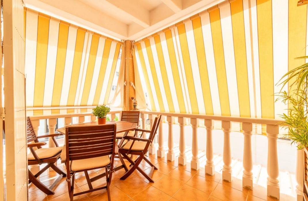 Resale - Apartment - Orihuela Costa