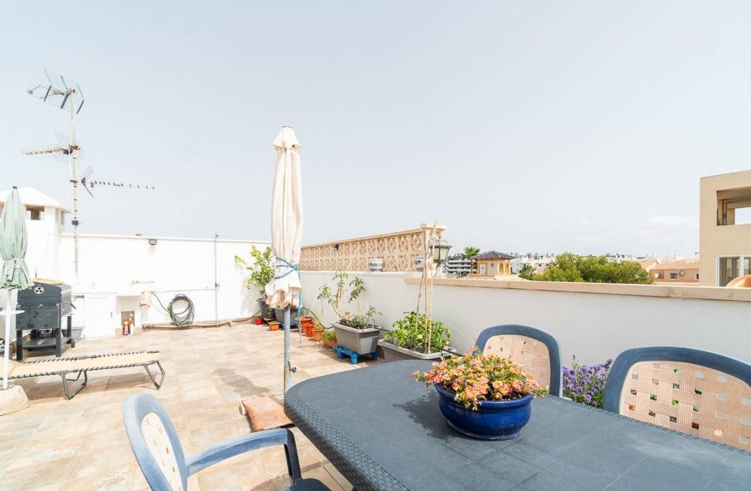 Resale - Apartment - Orihuela Costa