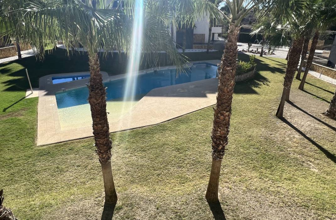 Resale - Apartment - Orihuela Costa