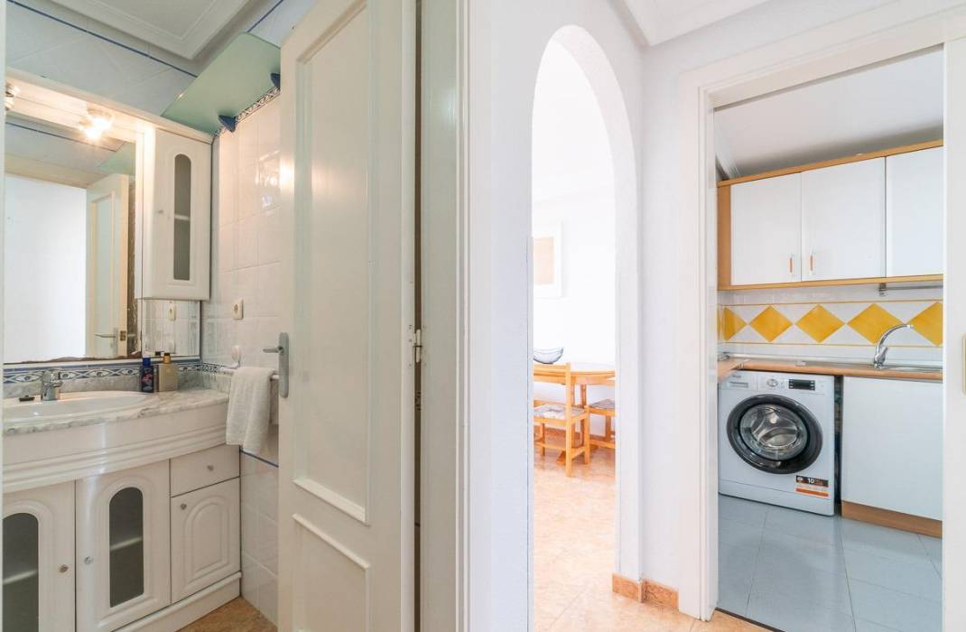 Resale - Apartment - Orihuela Costa