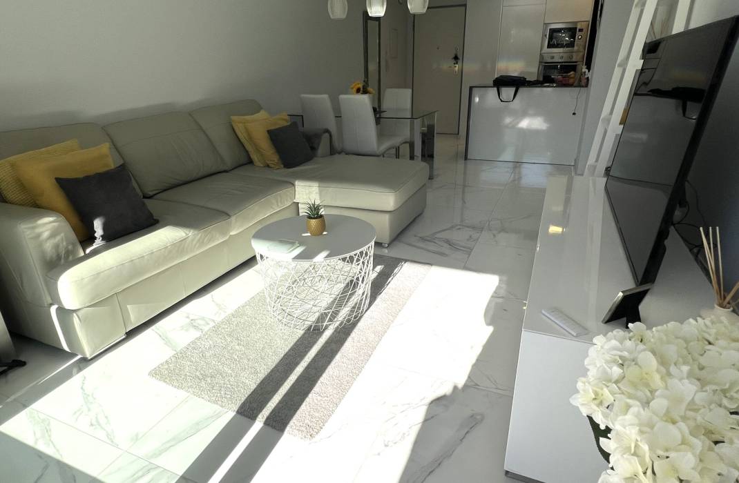 Resale - Apartment - Orihuela Costa