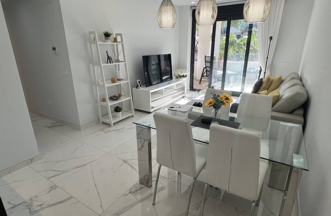 Resale - Apartment - Orihuela Costa
