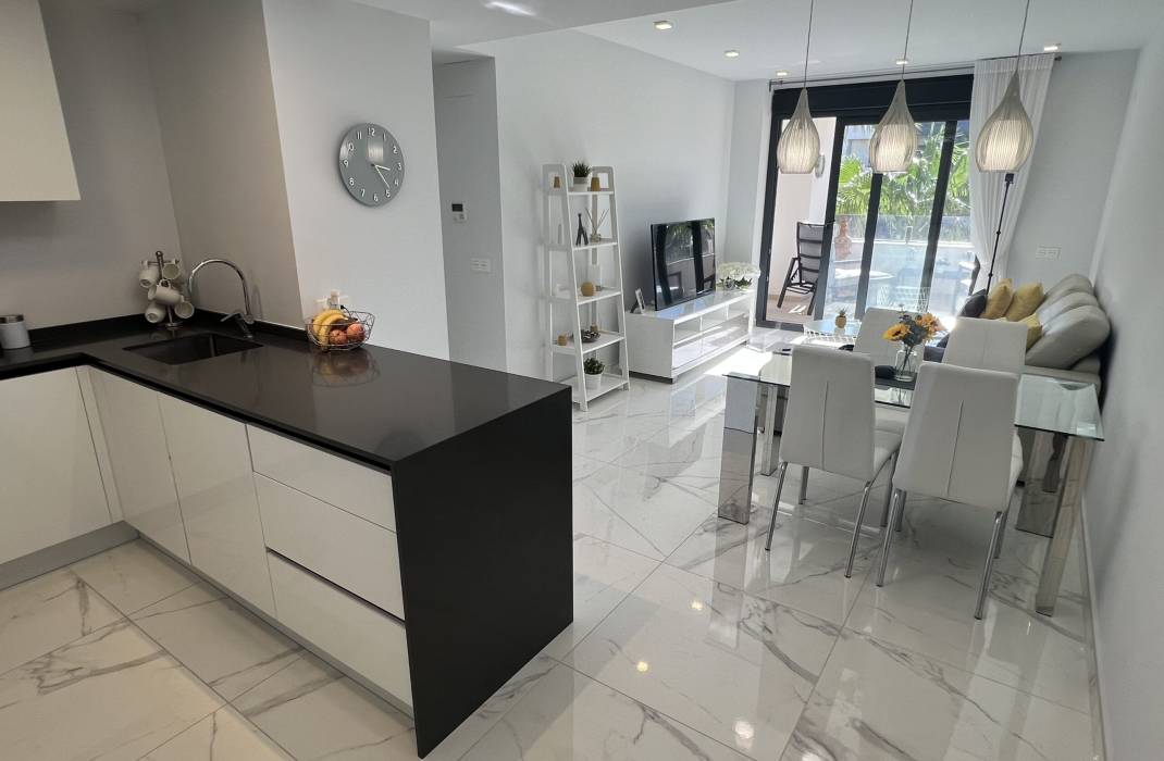 Resale - Apartment - Orihuela Costa