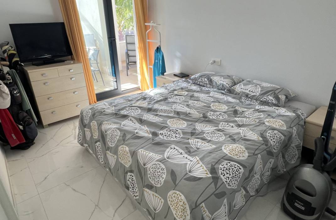 Resale - Apartment - Orihuela Costa