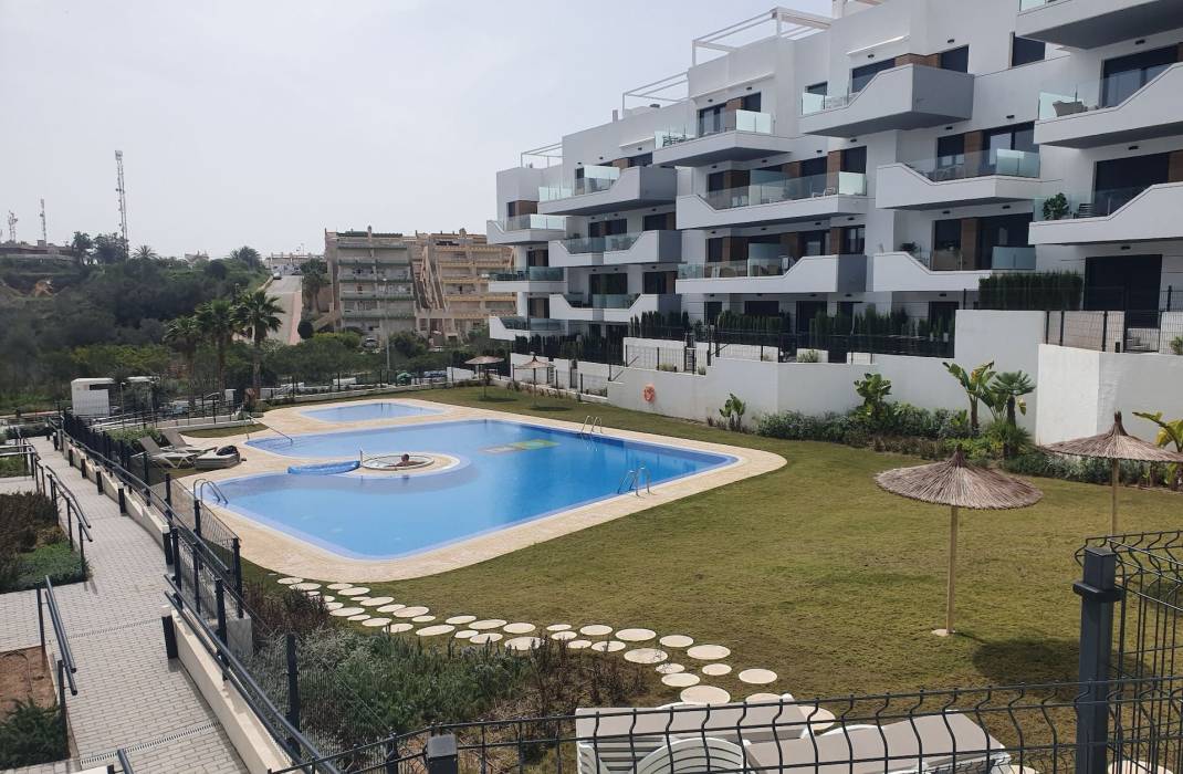Resale - Apartment - Orihuela Costa