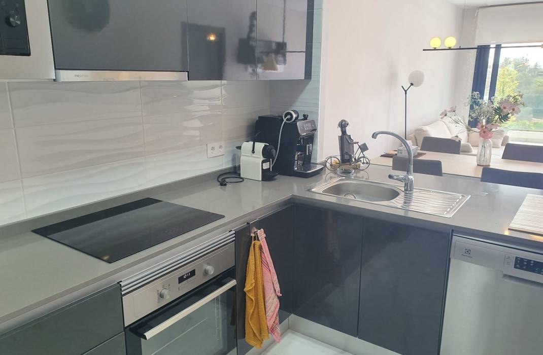 Resale - Apartment - Orihuela Costa