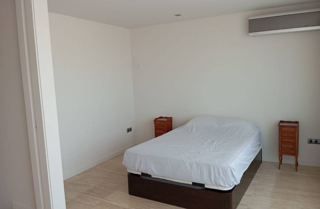 Resale - Apartment - Pilar de la Horadada