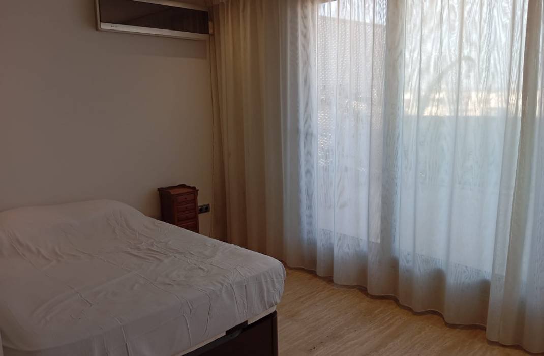 Resale - Apartment - Pilar de la Horadada