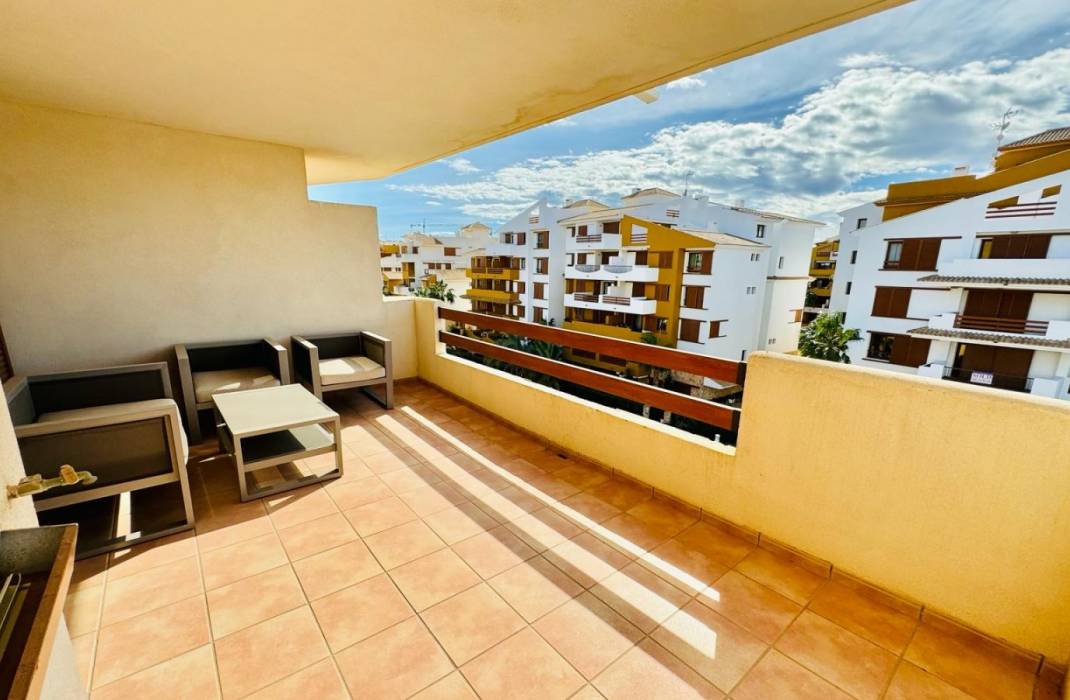 Resale - Apartment - Punta Prima - calle Mar de Fondo N 2